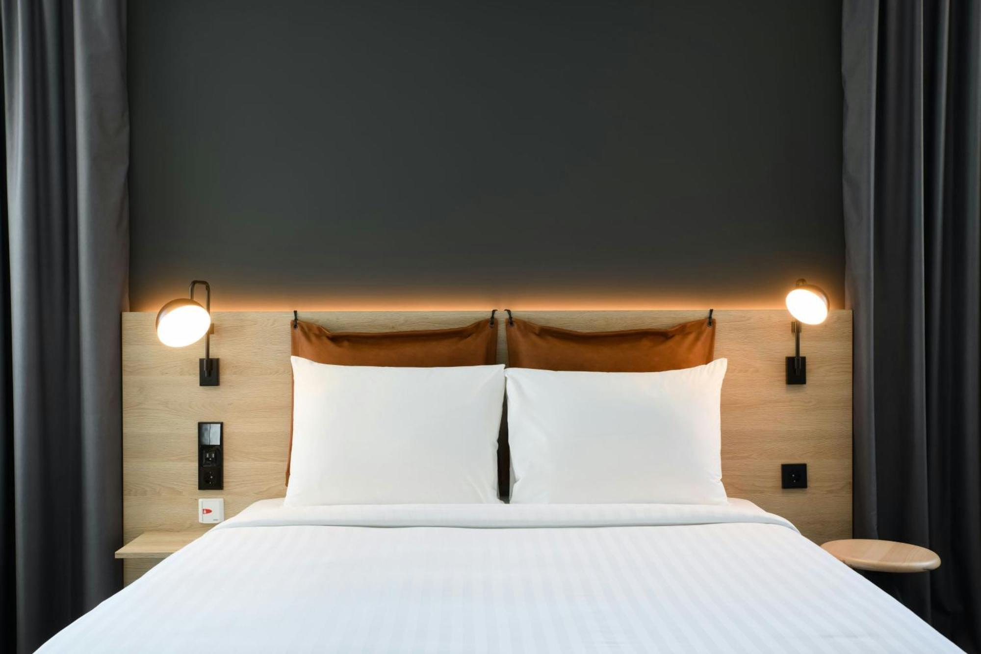 Moxy Stuttgart Feuerbach Hotel Exterior foto